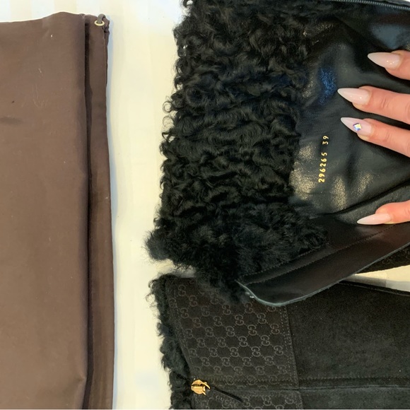 NEW! GUCCI LOGO NERO SUEDE WEDGE BOOTS! ❤️ - Picture 12 of 16